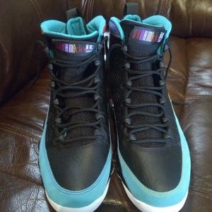 Air Jordan Retro 9